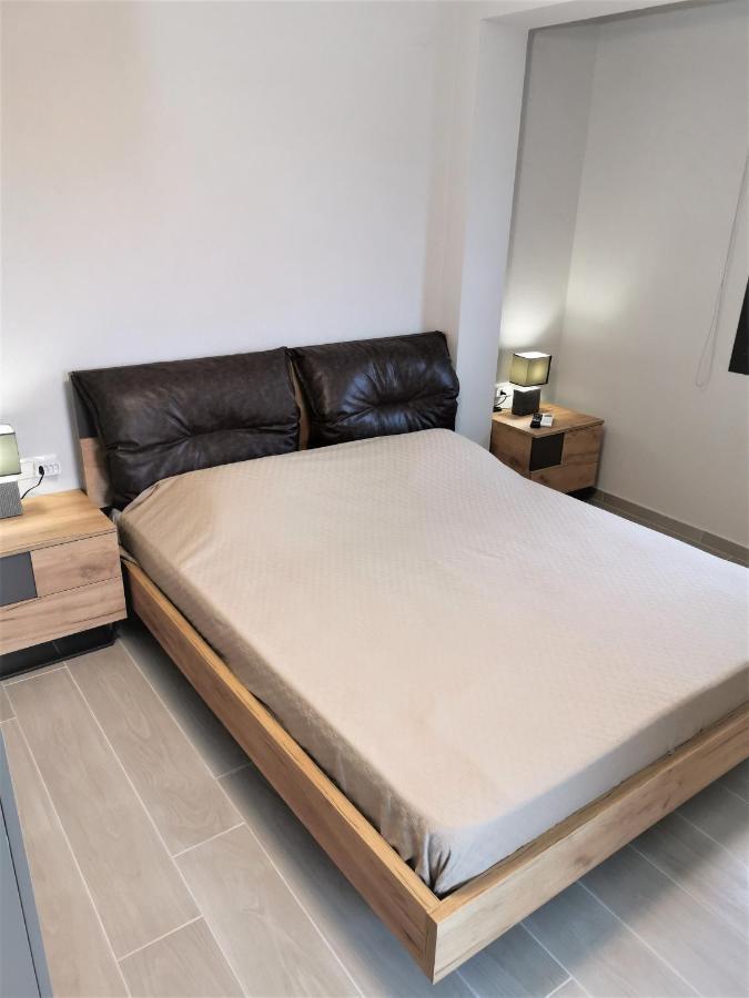 Nikiti Modern Villa Εξωτερικό φωτογραφία