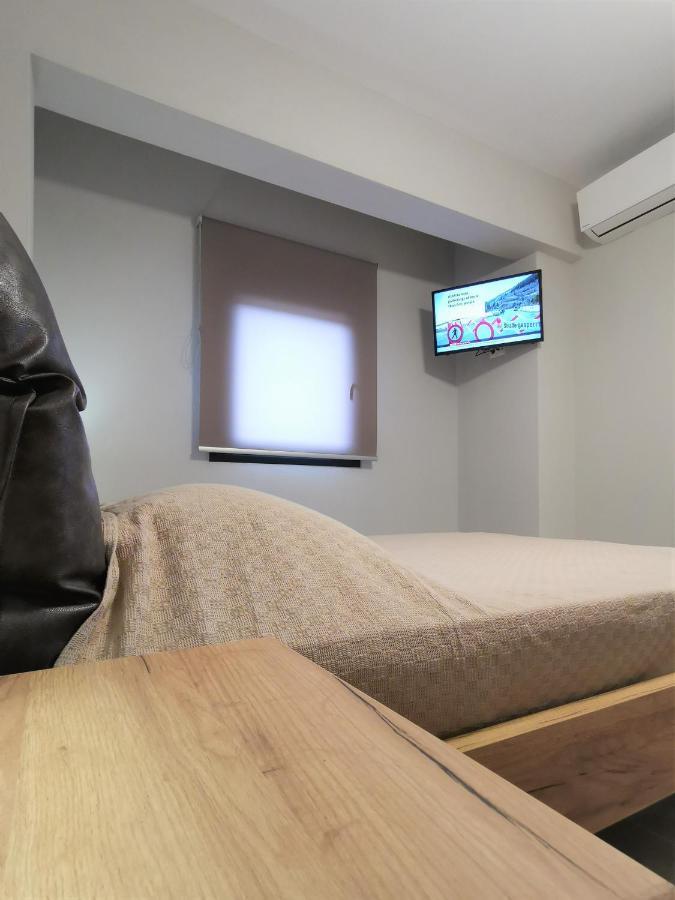 Nikiti Modern Villa Εξωτερικό φωτογραφία
