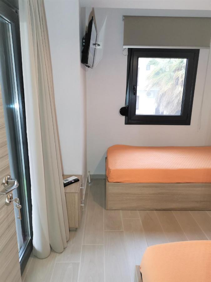 Nikiti Modern Villa Εξωτερικό φωτογραφία